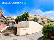 家の良し悪しだけではなく周辺環境も重要なポイントとなります！ご案内時に周辺環境もご案内いたします！流行に左右されず将来にわたって価値が継続する佇まい！良好な住環境が保たれたエリアで新生活を過ごせます 
