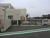 横浜市立美しが丘西小学校まで約260ｍ
