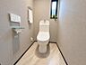 トイレ：清潔感があり、快適にお使いいただけるトイレです。※家具はCGです