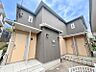 外観：毎日のお散歩も楽しく緑に恵まれた静かな住環境となります！！！伸び伸びスローライフを叶えてくれる物件！自然豊富な季節の移ろいを身近に感じられる環境は空間に彩りを添えておしゃれな住空間を作り上げます！