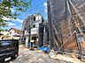 外観：閑静な住宅地の立地の為、気持ちよく過ごすことが出来そうです！やさしい陽とやわらかな風が生活を彩ります　ゆとりがあり、心地よく落ち着いて過ごせる日常は次世代にもつなげていきたい大切な資産です！ 