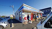 ローソン東松山高坂店 475m