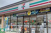 セブンイレブン寄居駅南店 徒歩11分。 830m