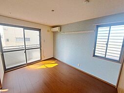 ミンガル 102 1階2Kのリビング/ダイニング