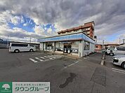ローソン前橋六供町店 徒歩14分。 1090m