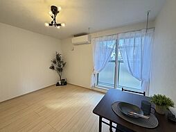 パールフォレスト 203 2階1Kのリビング/ダイニング