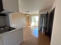 ルミナスガーデンＡ 102 1階1LDKのリビング/ダイニング