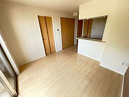 グリーンコート上ノ台 102 1階1LDKのリビング/ダイニング