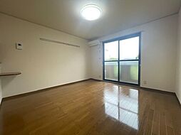 エスポアール長命 102 1階1Kのリビング/ダイニング