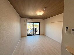 プレシャス川内 101 1階ワンルームのリビング/ダイニング