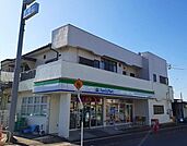 ファミリーマート仙台泉ヶ丘店 徒歩9分。 660m