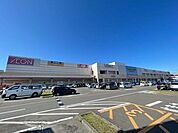 イオンスーパーセンター鈎取店 徒歩26分。 2050m