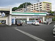 ファミリーマート北仙台駅前店 徒歩7分。 510m