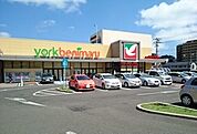 ヨークベニマル荒巻店 徒歩14分。 1120m