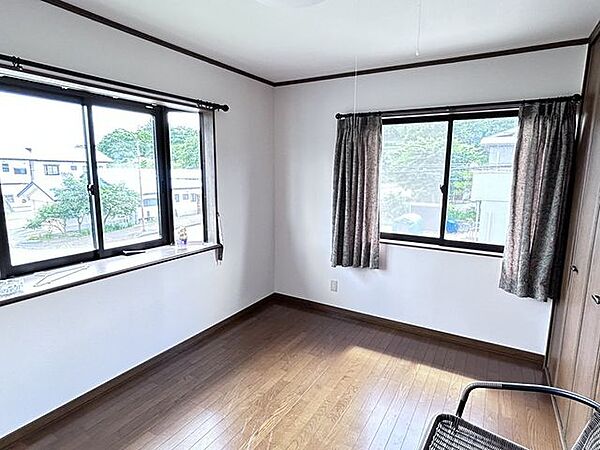 洋室を拡大表示