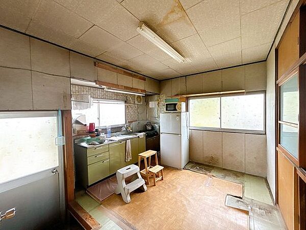キッチンを拡大表示