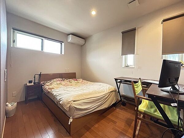 洋室を拡大表示