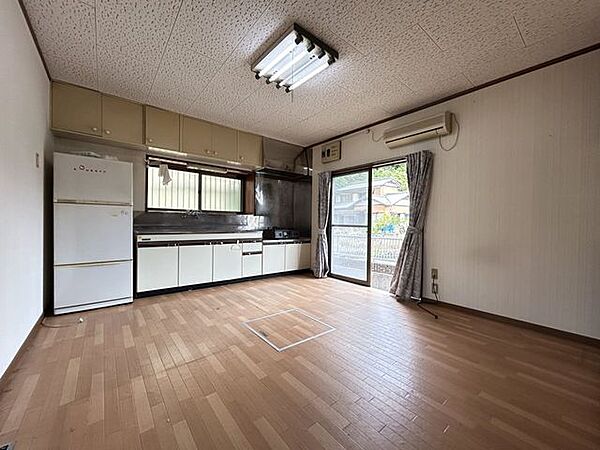 キッチンを拡大表示