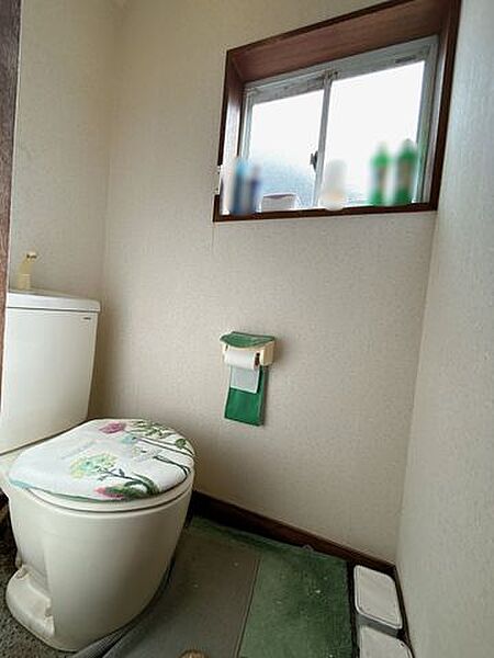 トイレを拡大表示