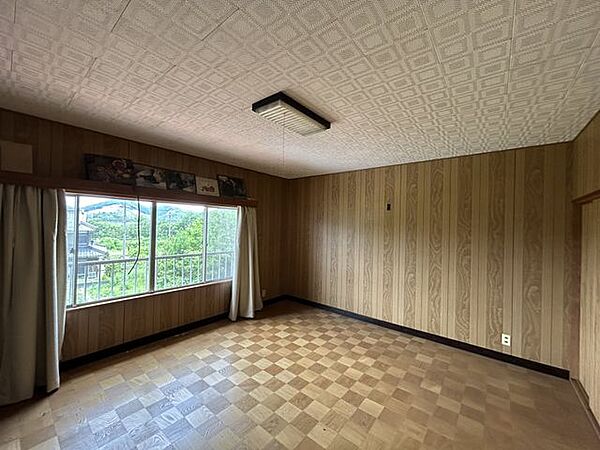 洋室を拡大表示