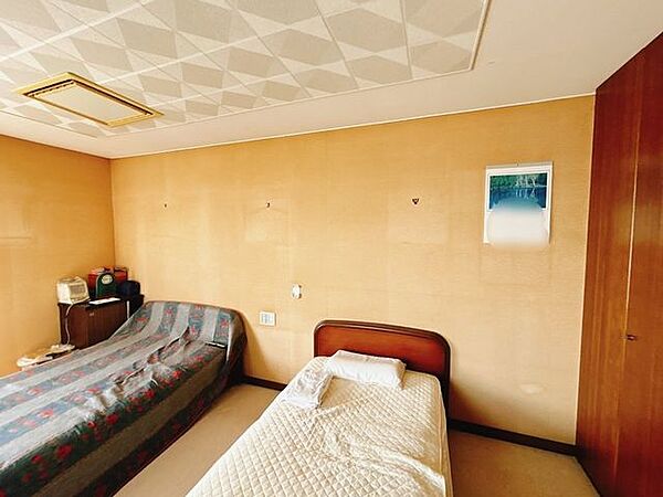 洋室を拡大表示