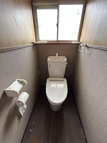 トイレを拡大表示