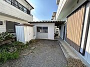 【庭】日常の作業や趣味などに使えるお庭もございます。