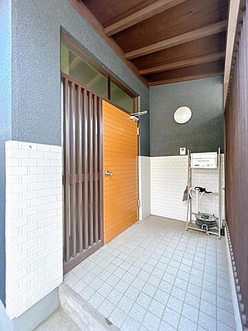 玄関 山鹿市中主要地