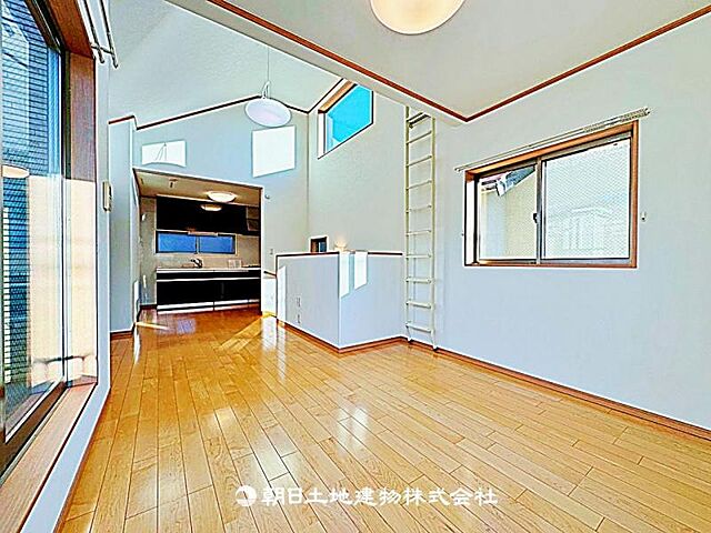 リビング/ダイニング 東大和市南街6丁目