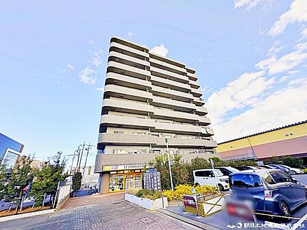 洗練されたフォルムが美しいモダンテイストな外観です。