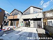 シックで落ち着いた飽きの来ない外観は、住む方のプライドを満たすクオリティ。