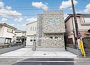 シックで落ち着いた飽きの来ない外観は、住む方のプライドを満たすクオリティ。