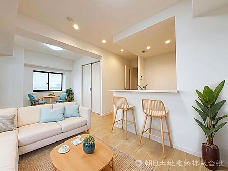 毎日過ごす空間が明るく開放感たっぷり。陽当たり良好で、快適にお過ごしいただけます。(家具等はCGによる加工です)