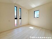 前面道路通風・採光を考慮した快適な住まいですね