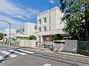清瀬市立清瀬第八小学校まで　徒歩4分　268ｍ！近くて通いやすく、安心の通学路。周辺は落ち着いた住宅街です。