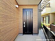 お家に出会う人々を出迎える玄関だからこそ、広々清潔感あふれる空間にしたいもの。