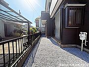 ちょっとした庭スペースが嬉しいですね。