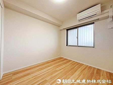 どの部屋にいても明るい日差しを感じられます。