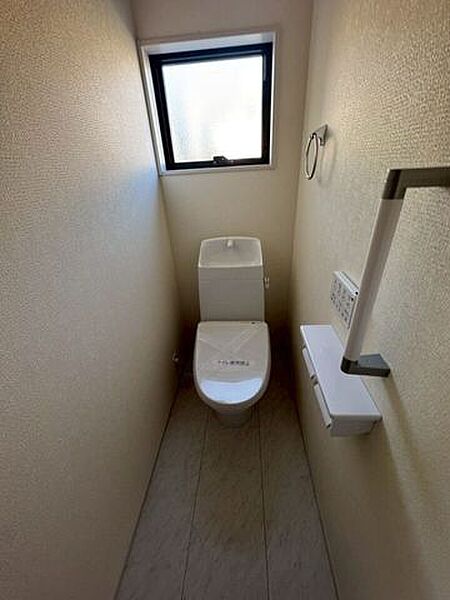 トイレを拡大表示