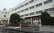 横浜市立川上小学校 徒歩4分。 250m