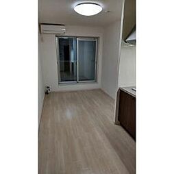 アドラブール 3階ワンルームの寝室