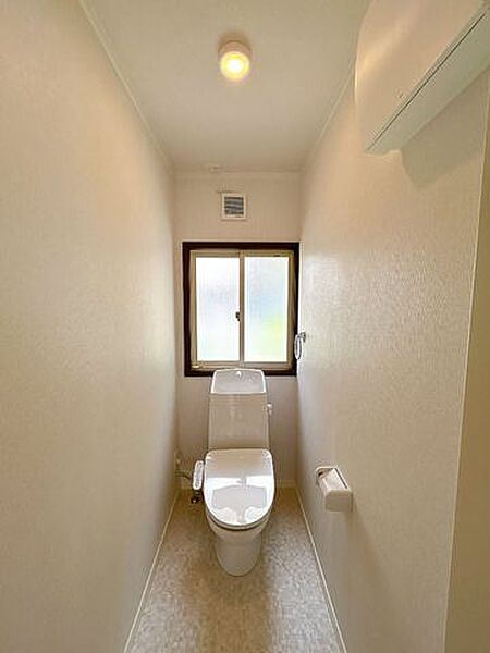 トイレを拡大表示