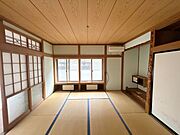 【現況販売】1階廊東側続間和室です。