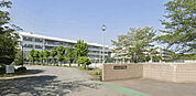 中学校「栄町立栄中学校まで671m」