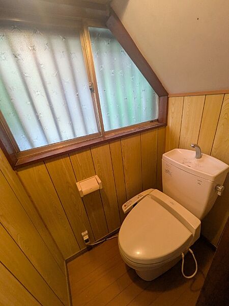トイレを拡大表示