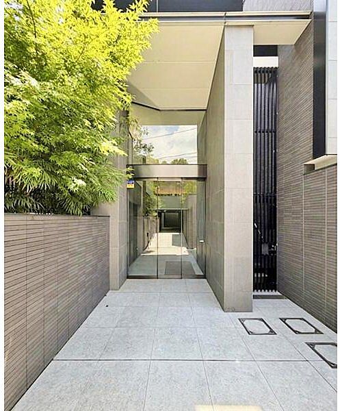 エントランスを拡大表示
