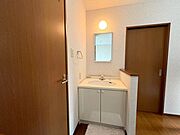 2Ｆにも洗面スペースございます♪1Ｆにもトイレございます♪