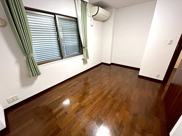 寝室