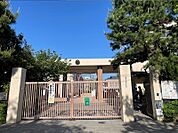 京都市立鏡山小学校 1310m