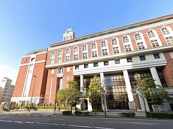 私立立命館大学...